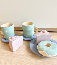 Load image into Gallery viewer, Wooden Cup Set - Sweetpea
